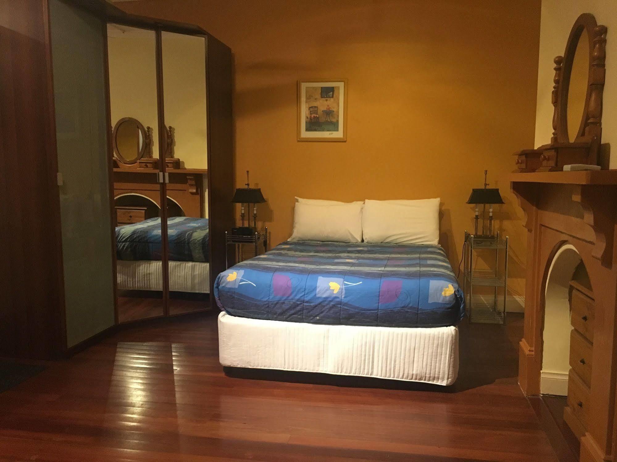Terrace Central B&B Hotel Фримантл Экстерьер фото