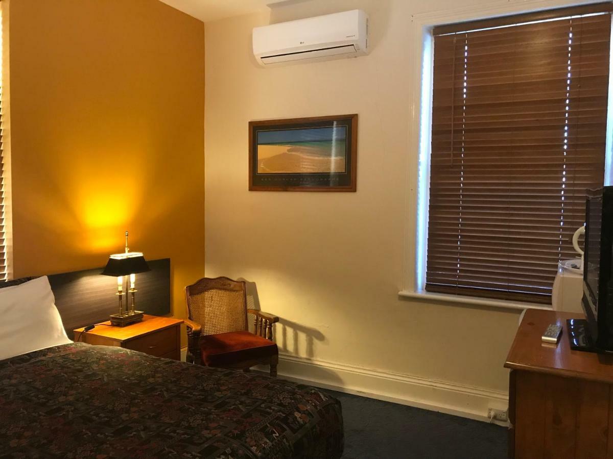 Terrace Central B&B Hotel Фримантл Экстерьер фото